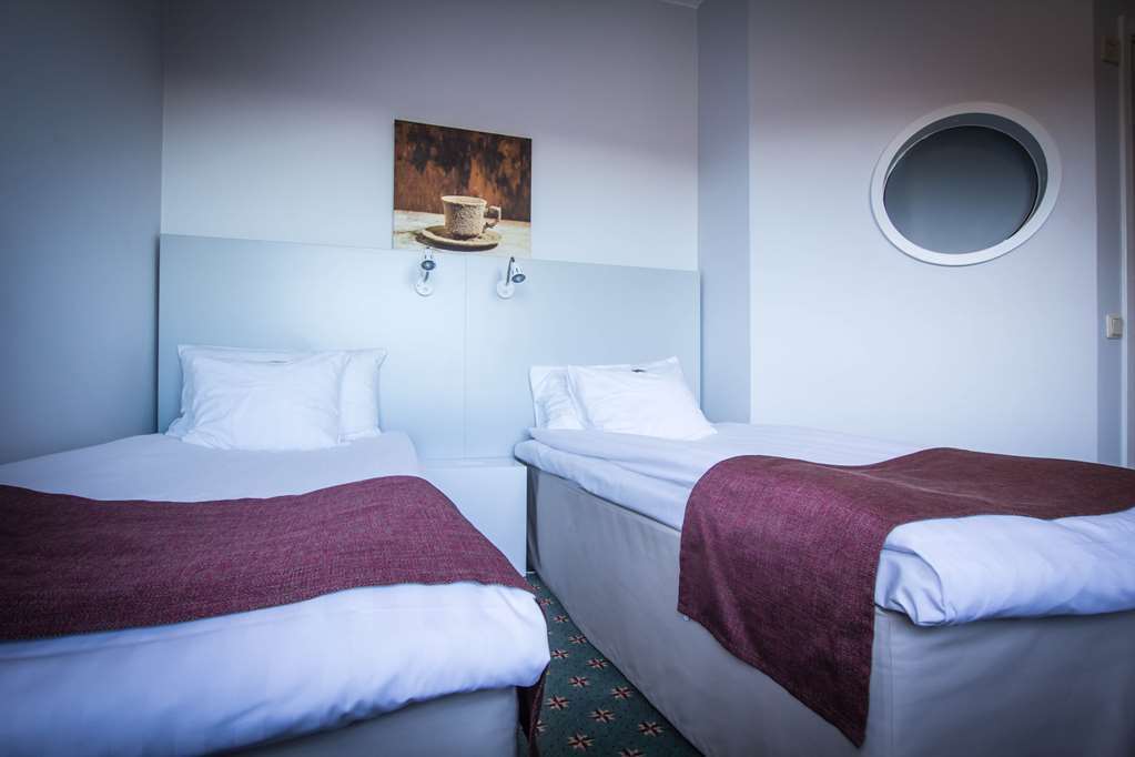 First Hotel Joenkoeping Oda fotoğraf